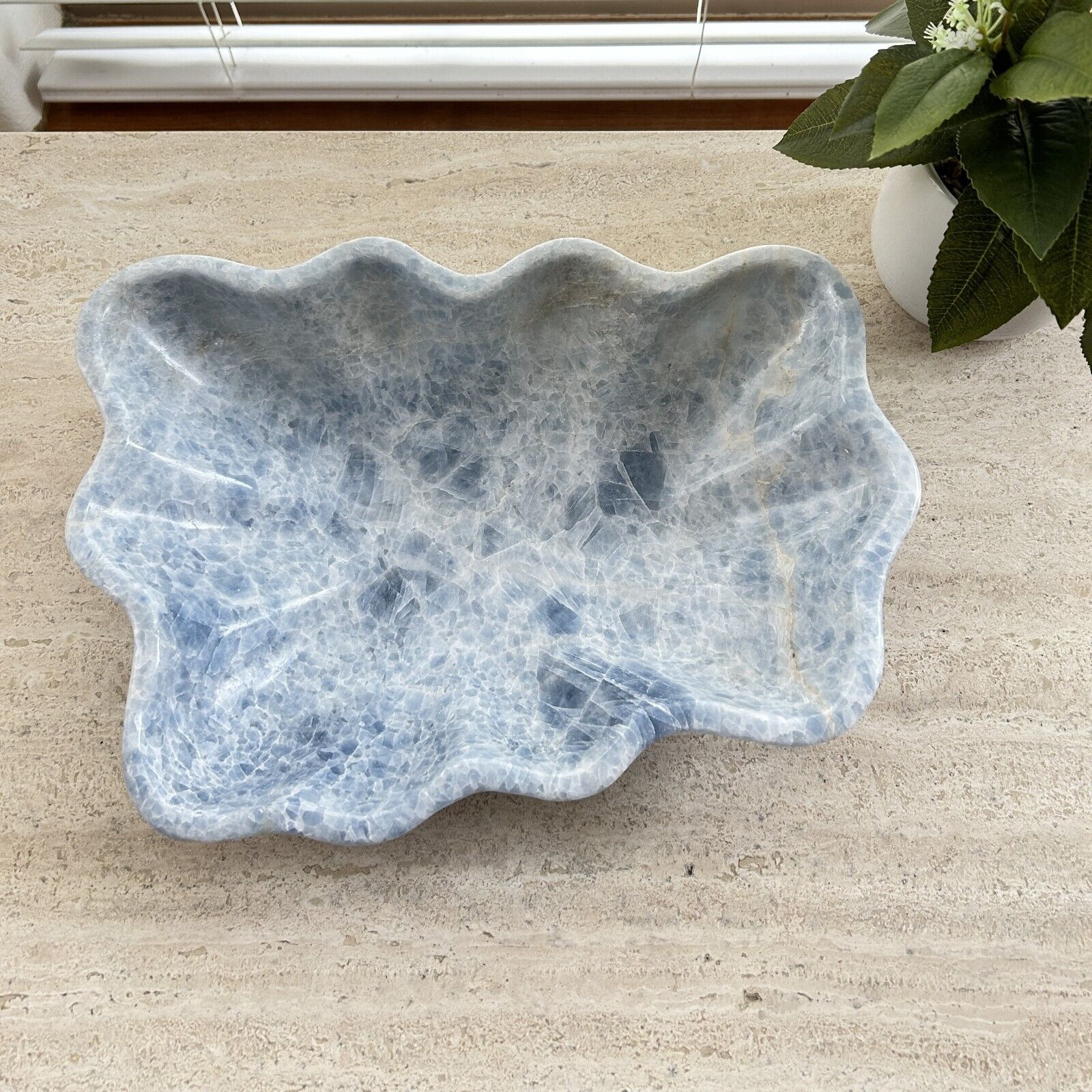 ONYX HAND CARVED MINERAL BOWL | ONYX BOWL CENTERPIECE BM01