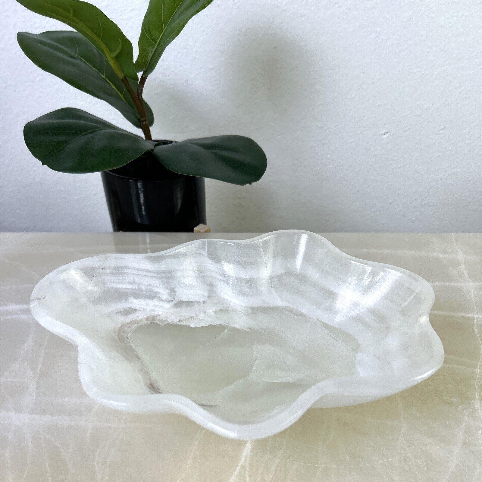 CRYSTAL WHITE ONYX HAND CARVED BOWL, NATURAL ONYX BOWL / MWB06