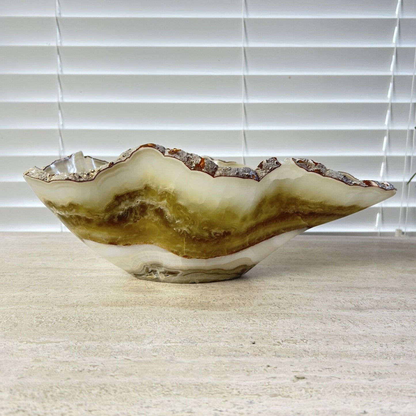 ONYX BOWL | ONYX BOWL CENTERPIECE BM02