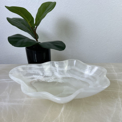 CRYSTAL WHITE ONYX HAND CARVED BOWL, NATURAL ONYX BOWL / MWB06