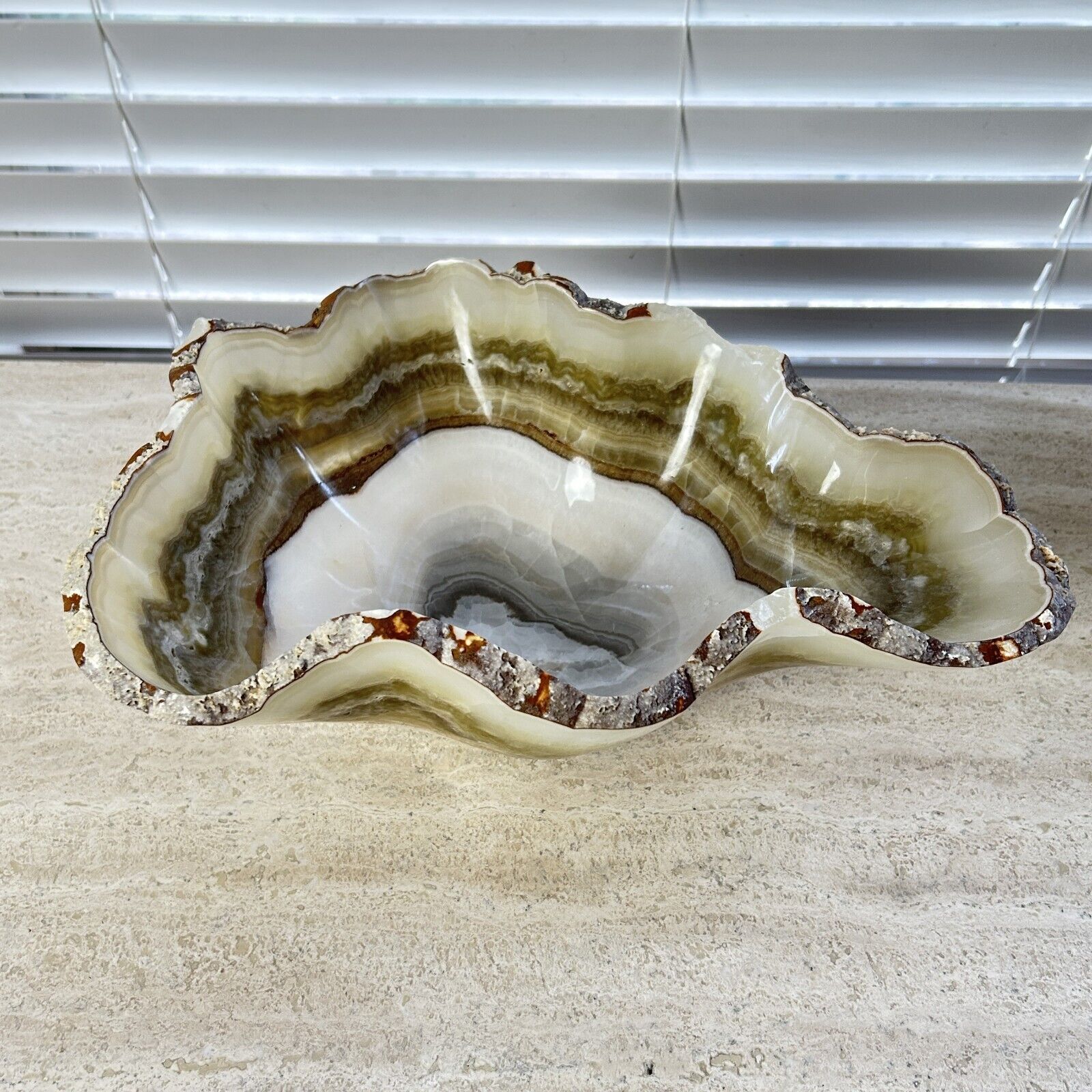 ONYX BOWL | ONYX BOWL CENTERPIECE BM02